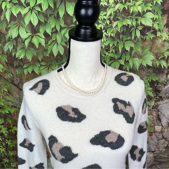 JUMPER 1234 Leopard Print Cashmere Crew Neck Sweater, XS/S - Picture 9 of 12